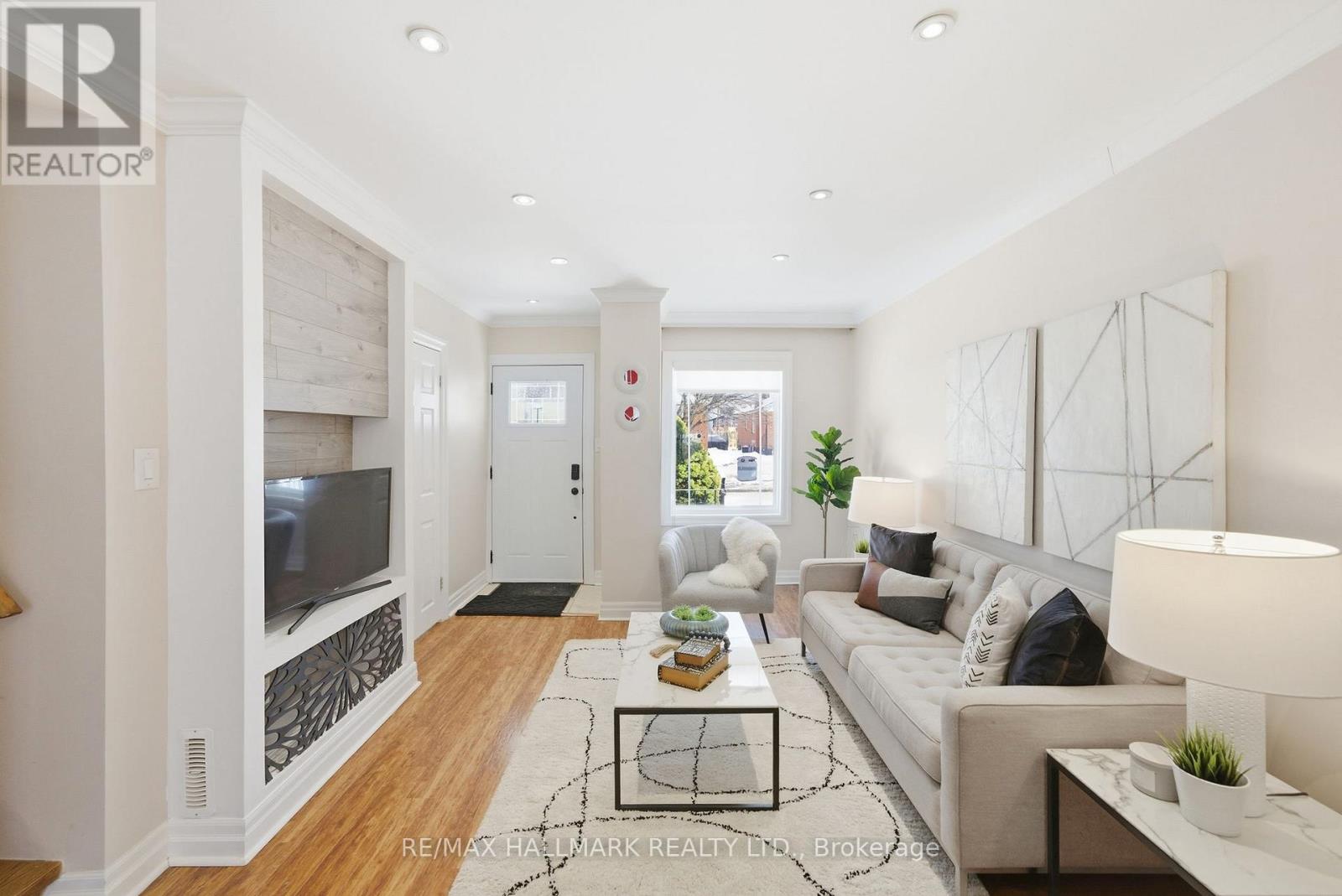 1002 Victoria Park Avenue, Toronto (O'connor-Parkview), Ontario  M4B 2J6 - Photo 8 - E12792208