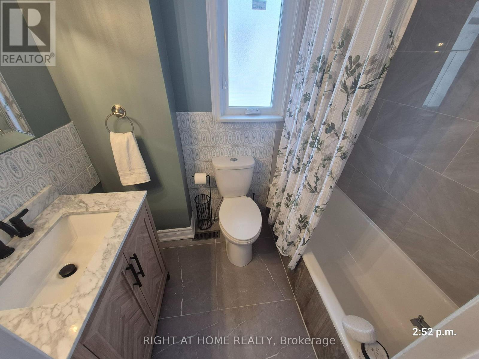 91 Patricia Avenue, Oshawa, Ontario  L1G 5X7 - Photo 8 - E12792236