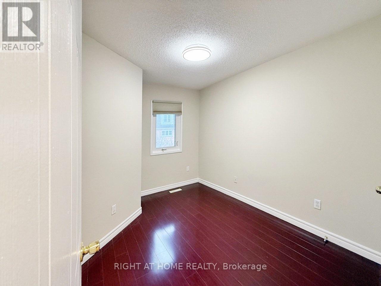 30a - 81 Northern Heights Drive, Richmond Hill, Ontario  L4B 4C9 - Photo 13 - N12792244