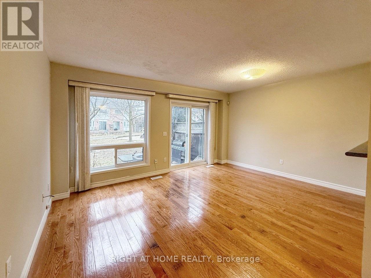 30a - 81 Northern Heights Drive, Richmond Hill, Ontario  L4B 4C9 - Photo 20 - N12792244