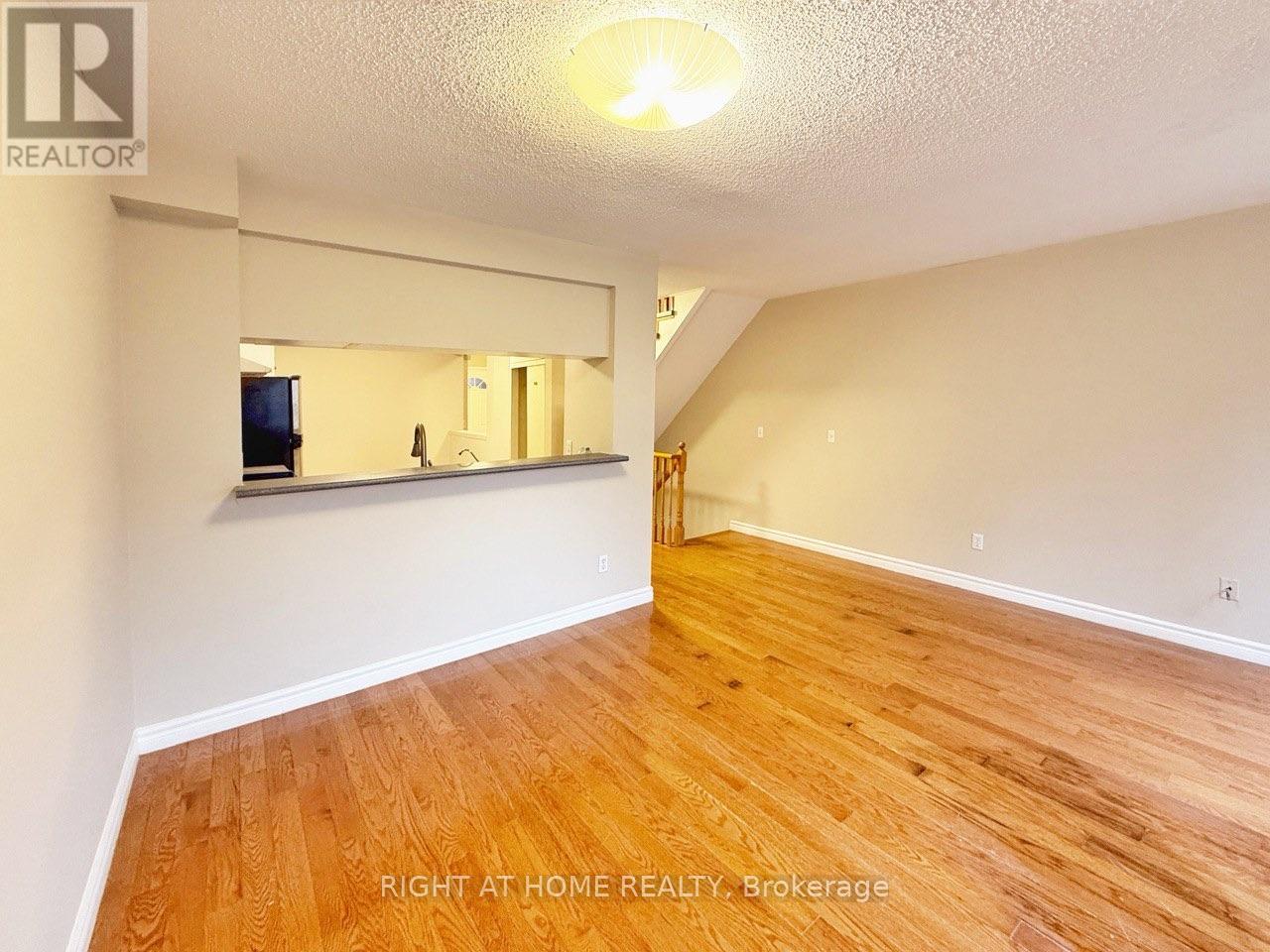 30a - 81 Northern Heights Drive, Richmond Hill, Ontario  L4B 4C9 - Photo 21 - N12792244