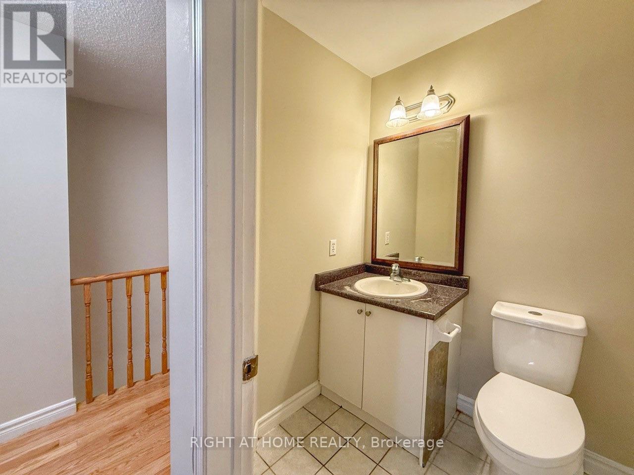 30a - 81 Northern Heights Drive, Richmond Hill, Ontario  L4B 4C9 - Photo 8 - N12792244