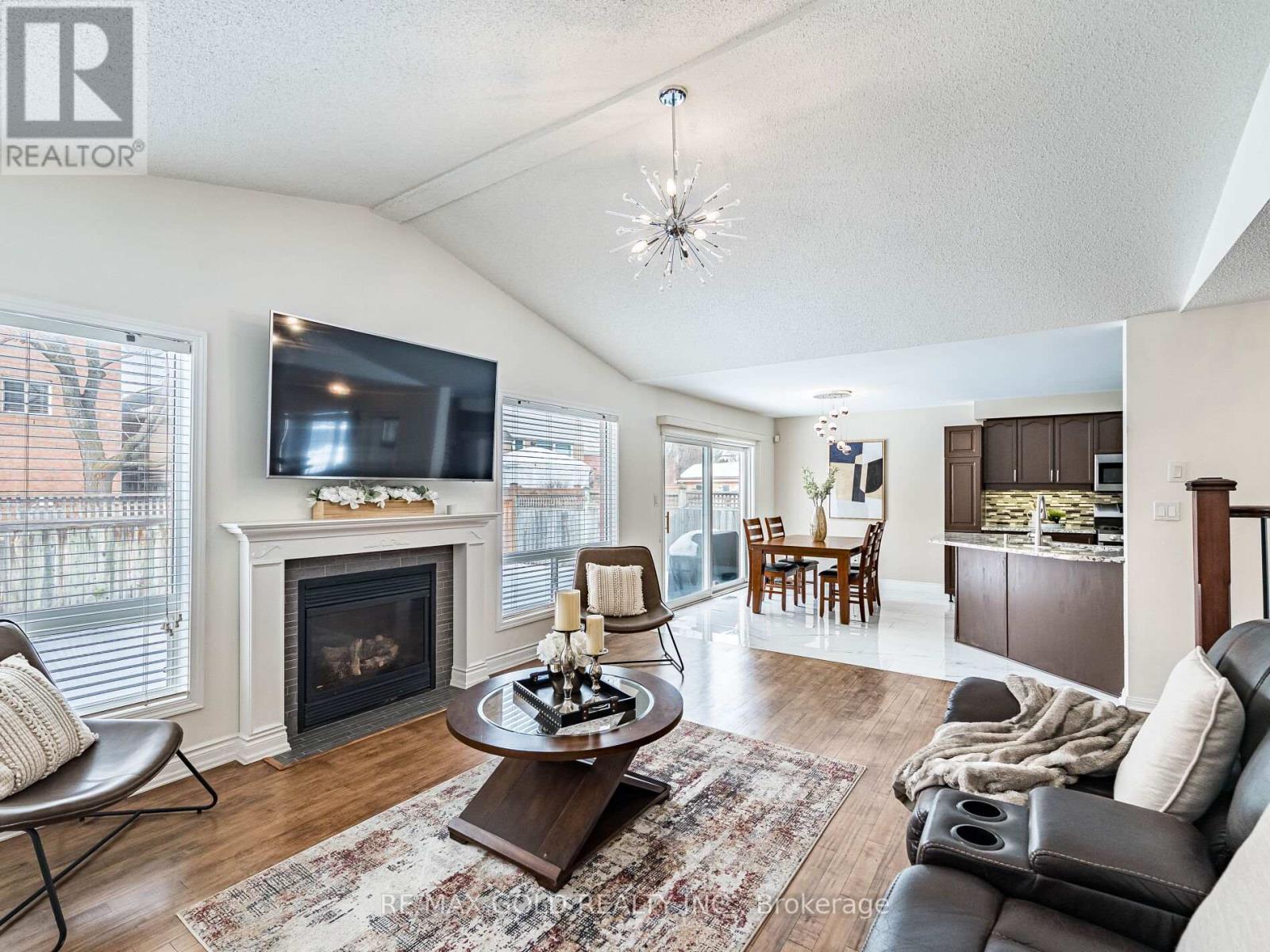 1595 Beaty Trail, Milton, Ontario  L9T 5M4 - Photo 14 - W12792214