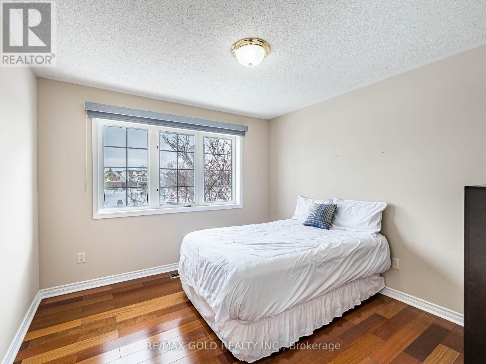 1595 Beaty Trail, Milton, Ontario  L9T 5M4 - Photo 32 - W12792214