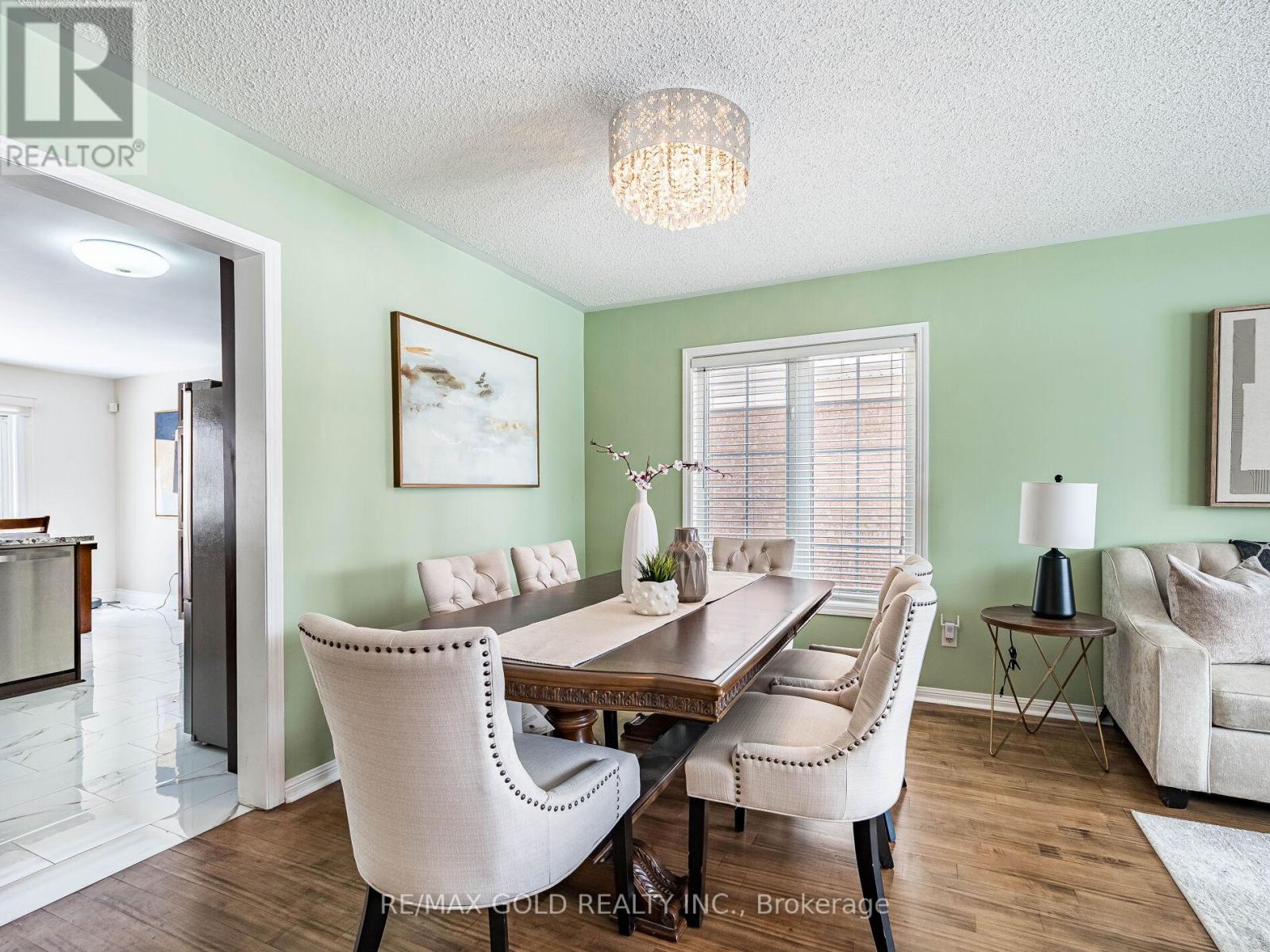 1595 Beaty Trail, Milton, Ontario  L9T 5M4 - Photo 8 - W12792214