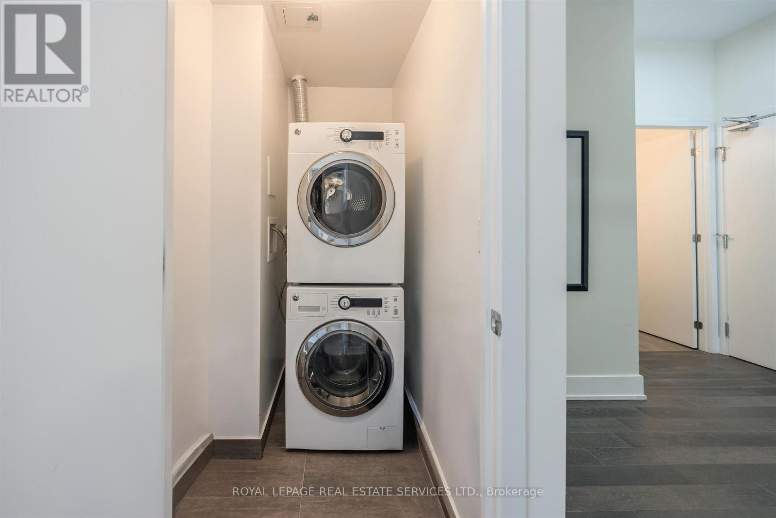 104/8 - 1830 Bloor Street W, Toronto, Ontario  M6P 0A2 - Photo 17 - W12792258