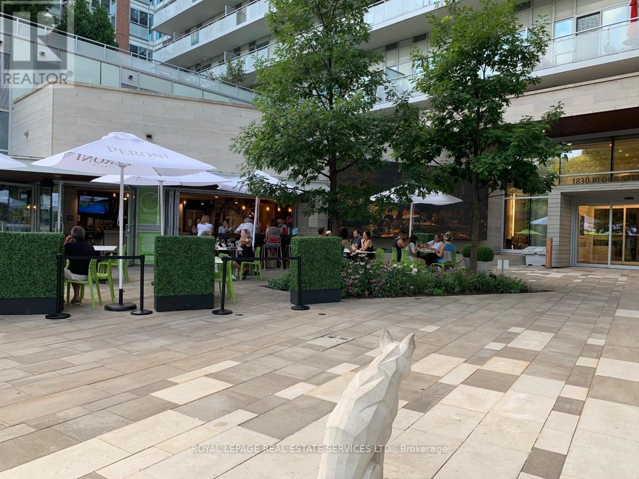 104/8 - 1830 Bloor Street W, Toronto, Ontario  M6P 0A2 - Photo 19 - W12792258