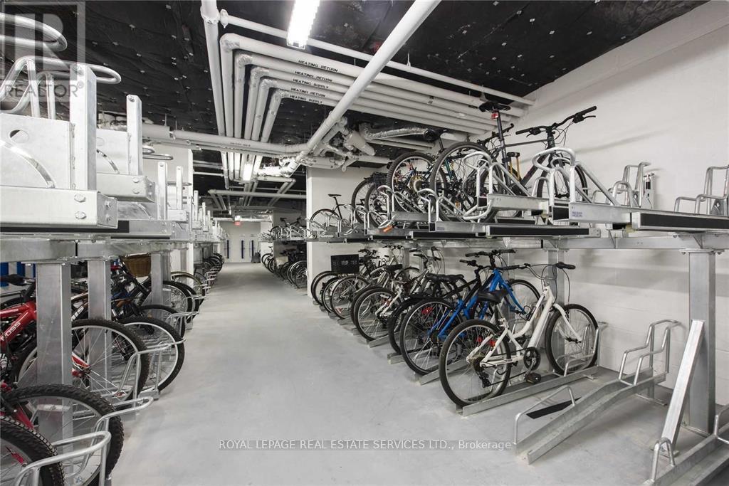 104/8 - 1830 Bloor Street W, Toronto, Ontario  M6P 0A2 - Photo 24 - W12792258