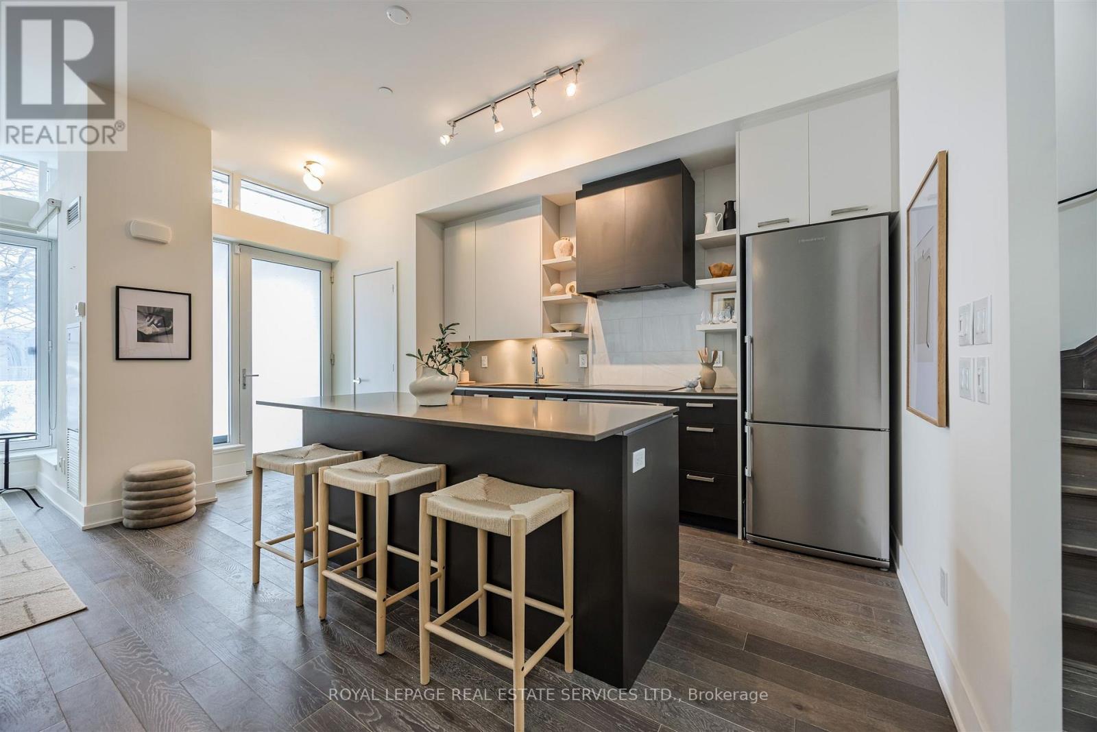 104/8 - 1830 Bloor Street W, Toronto, Ontario  M6P 0A2 - Photo 7 - W12792258