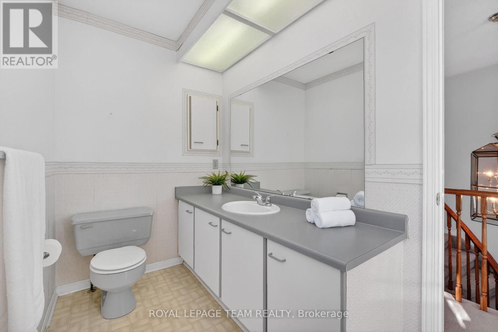 38 Maple Grove Road, Ottawa, Ontario  K2L 3K8 - Photo 27 - X12792058