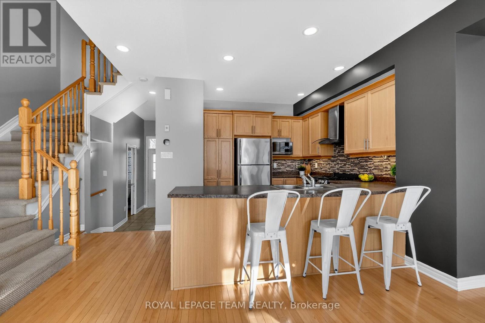 420 Foxhall Way, Ottawa, Ontario  K2M 0G1 - Photo 14 - X12792060