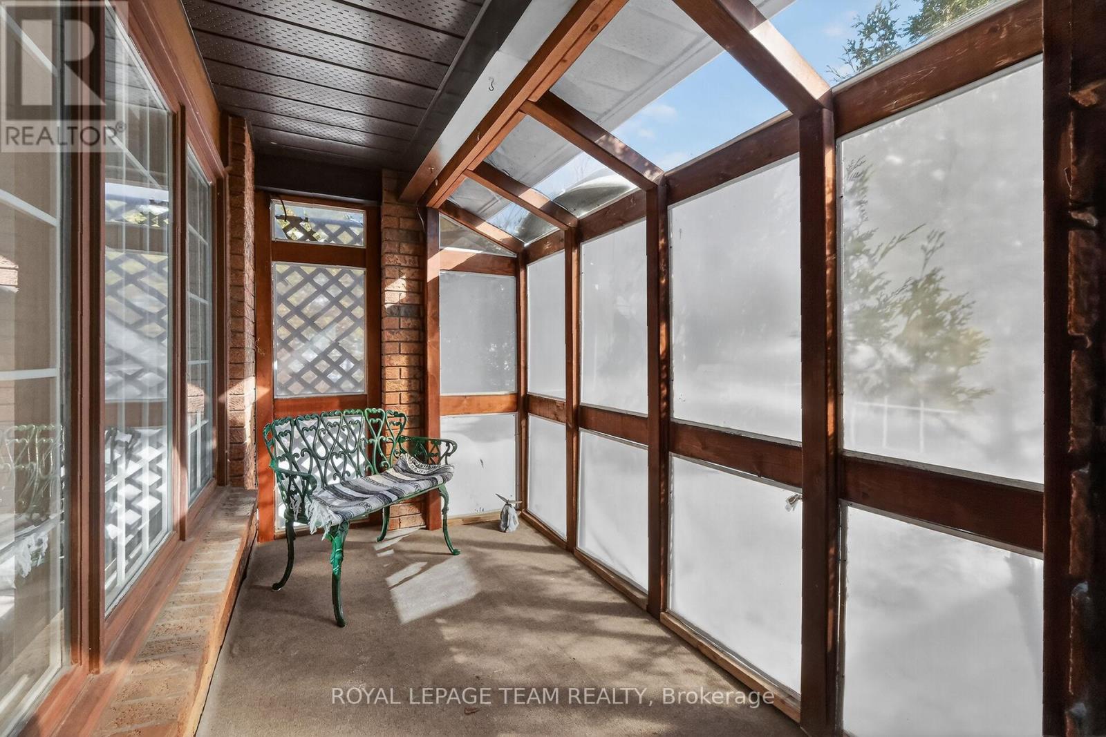 38 Maple Grove Road, Ottawa, Ontario  K2L 3K8 - Photo 5 - X12792058