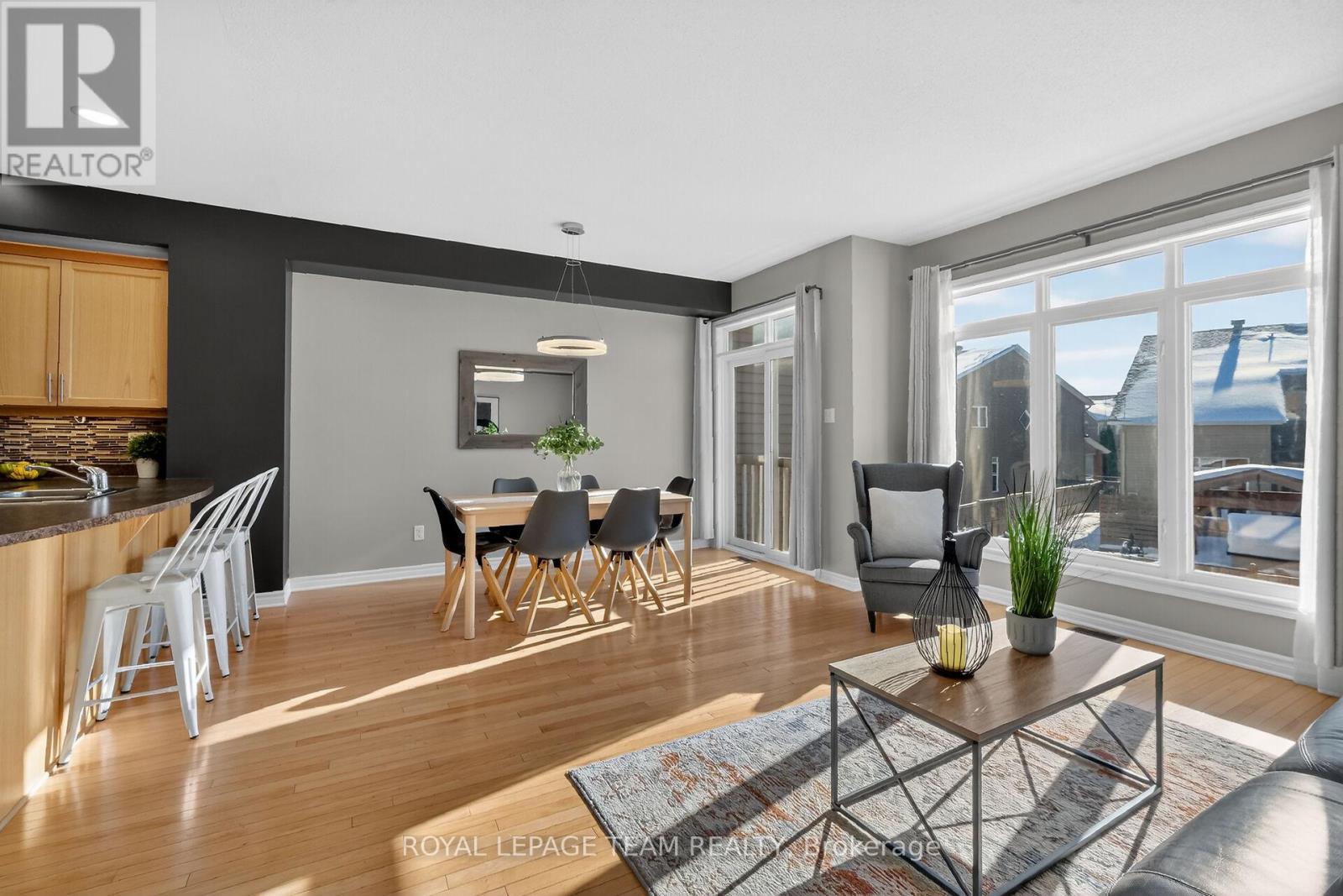 420 Foxhall Way, Ottawa, Ontario  K2M 0G1 - Photo 10 - X12792060