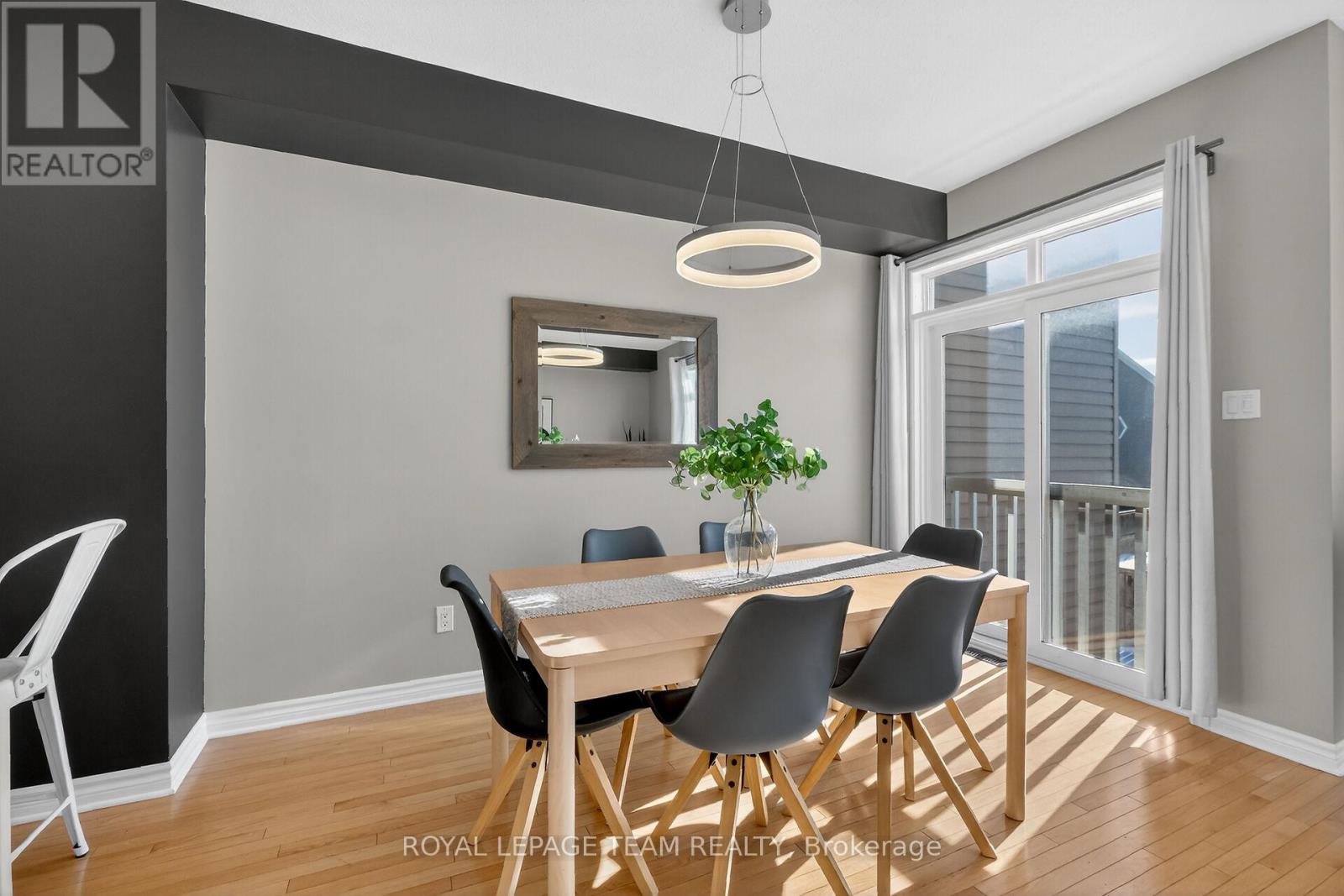 420 Foxhall Way, Ottawa, Ontario  K2M 0G1 - Photo 13 - X12792060