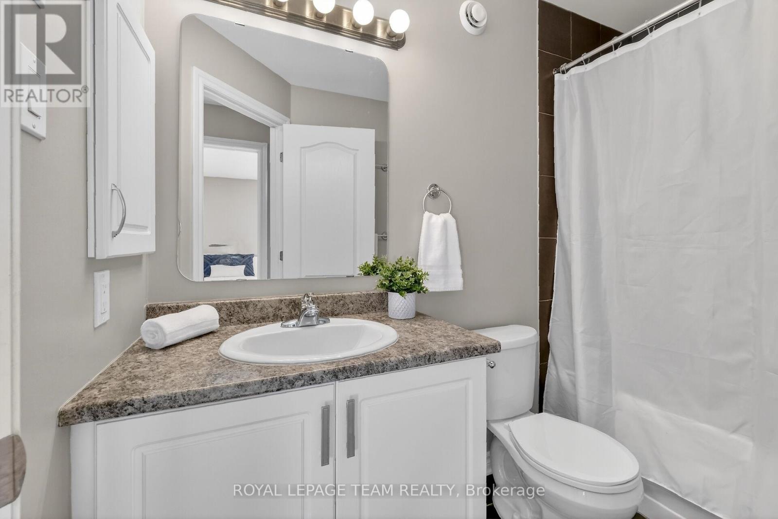 420 Foxhall Way, Ottawa, Ontario  K2M 0G1 - Photo 22 - X12792060