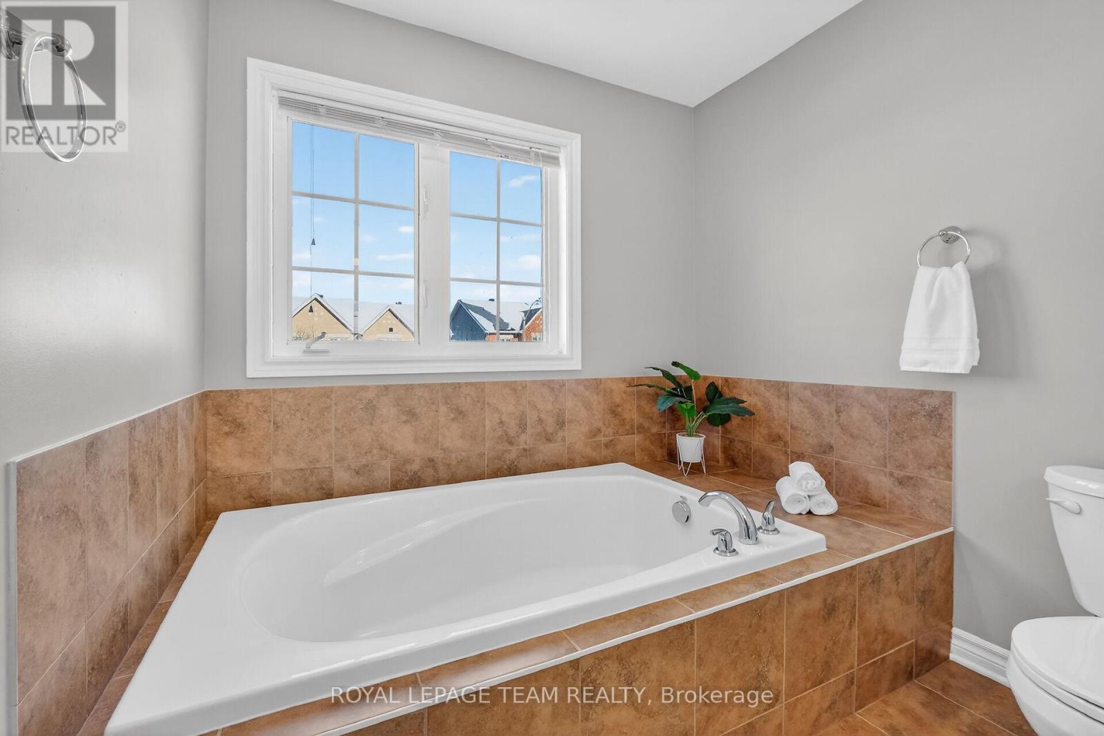 420 Foxhall Way, Ottawa, Ontario  K2M 0G1 - Photo 26 - X12792060