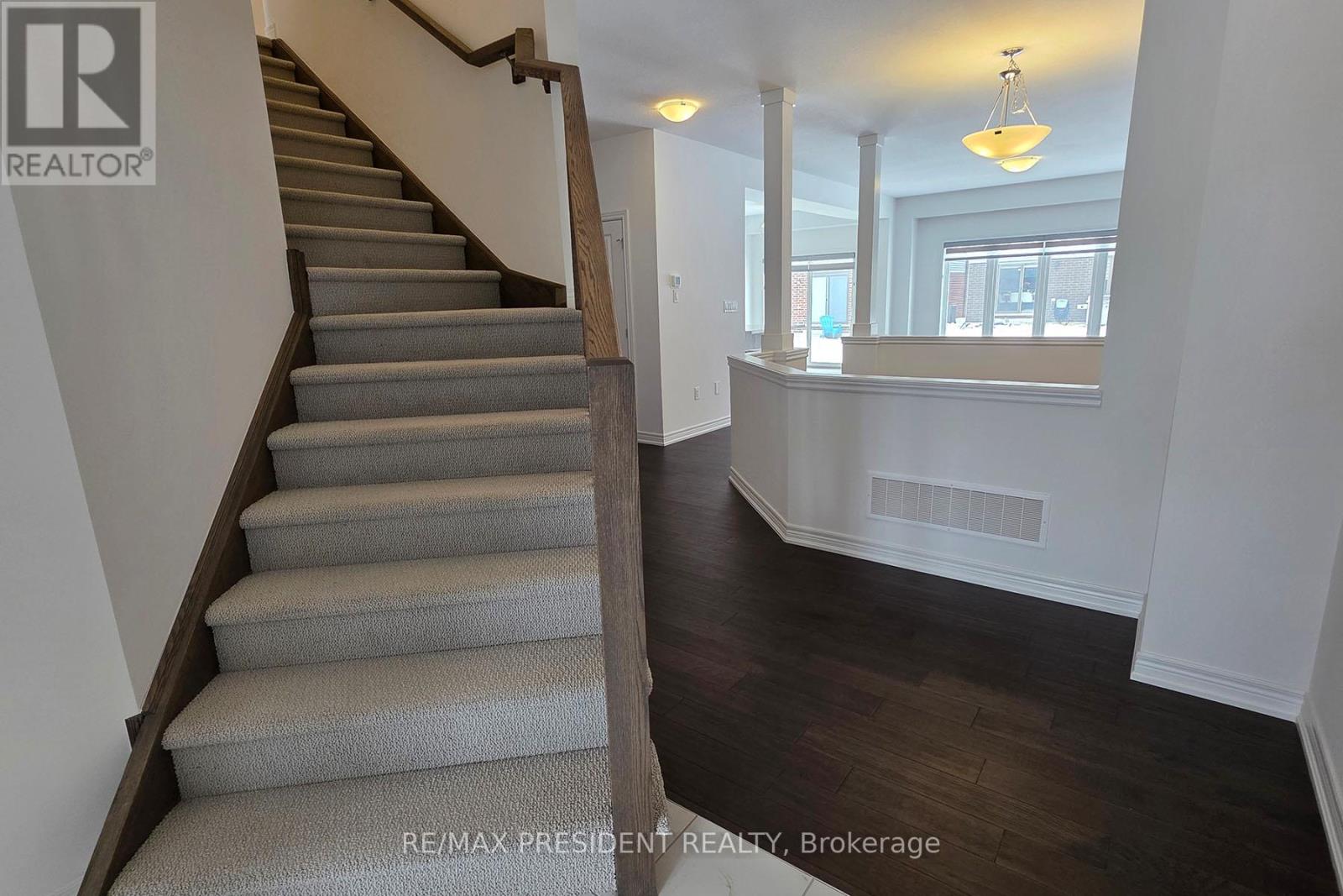 20 Broddy Avenue, Brantford, Ontario  N3T 0V2 - Photo 4 - X12792270