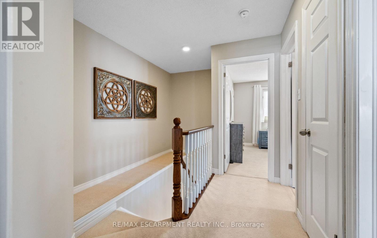 39 Colonial Crescent, Grimsby, Ontario  L3M 5H3 - Photo 21 - X12792284