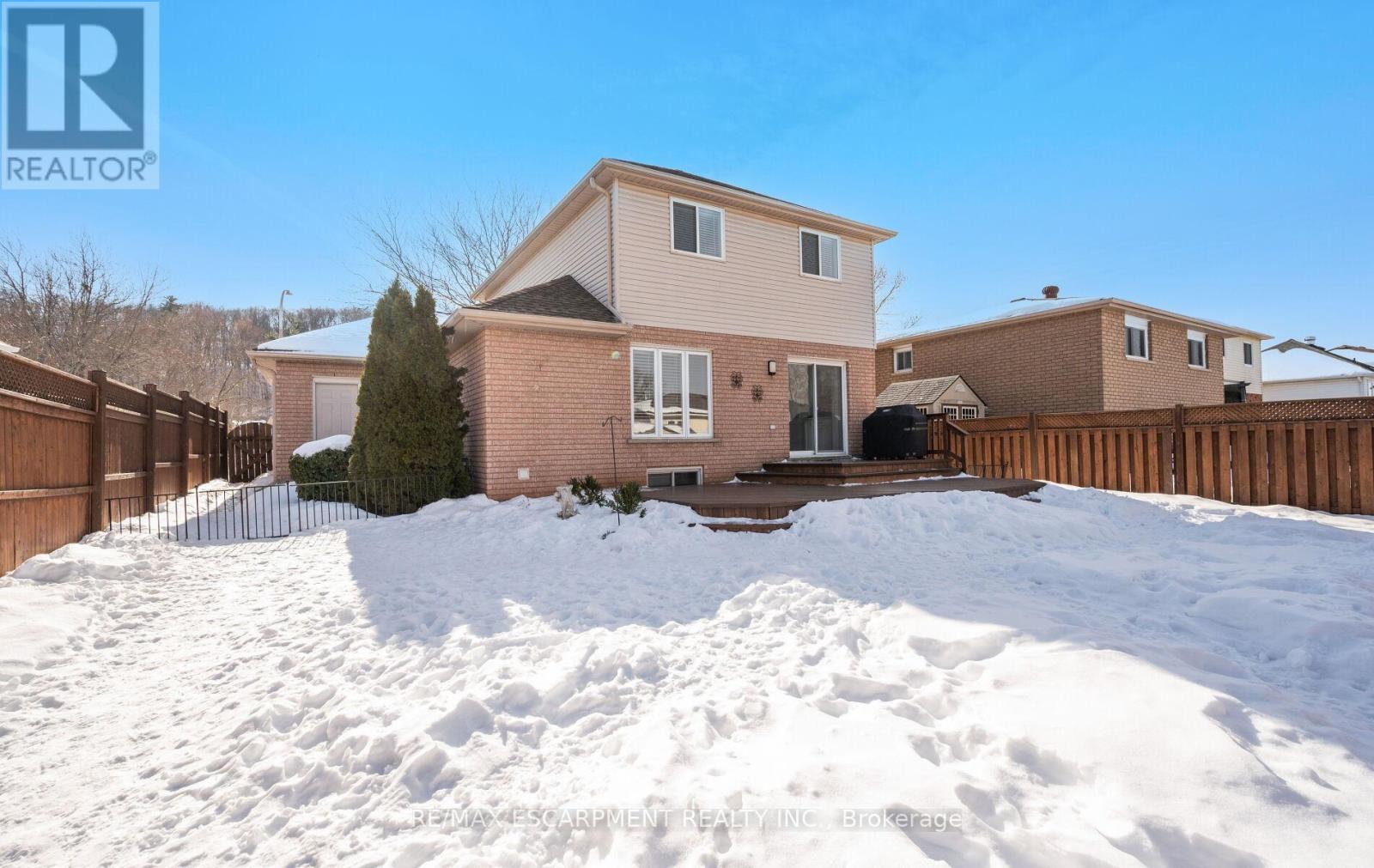 39 Colonial Crescent, Grimsby, Ontario  L3M 5H3 - Photo 40 - X12792284