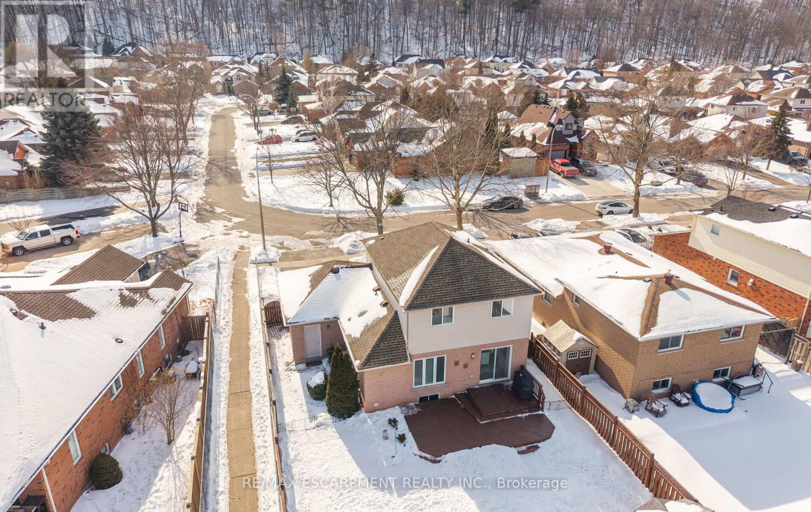 39 Colonial Crescent, Grimsby, Ontario  L3M 5H3 - Photo 43 - X12792284