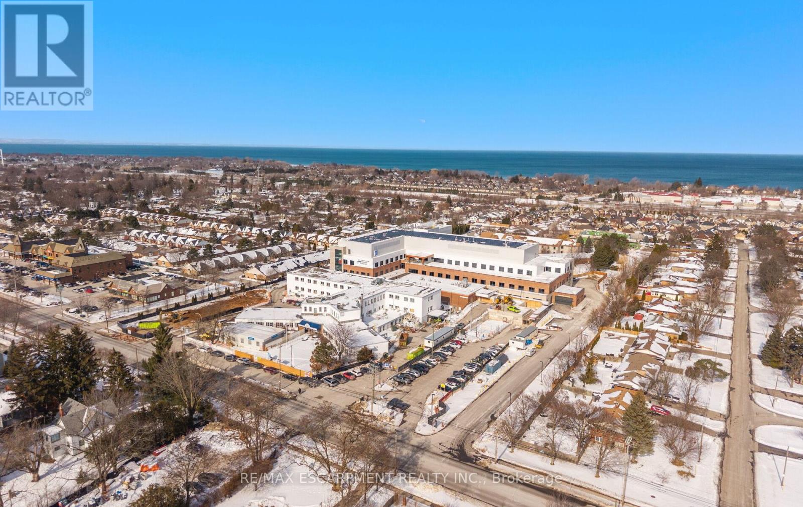 39 Colonial Crescent, Grimsby, Ontario  L3M 5H3 - Photo 46 - X12792284