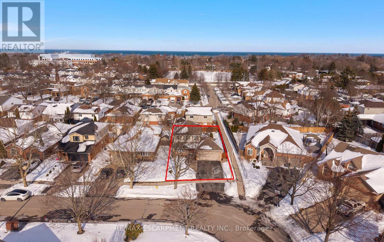 39 Colonial Crescent, Grimsby, Ontario  L3M 5H3 - Photo 47 - X12792284