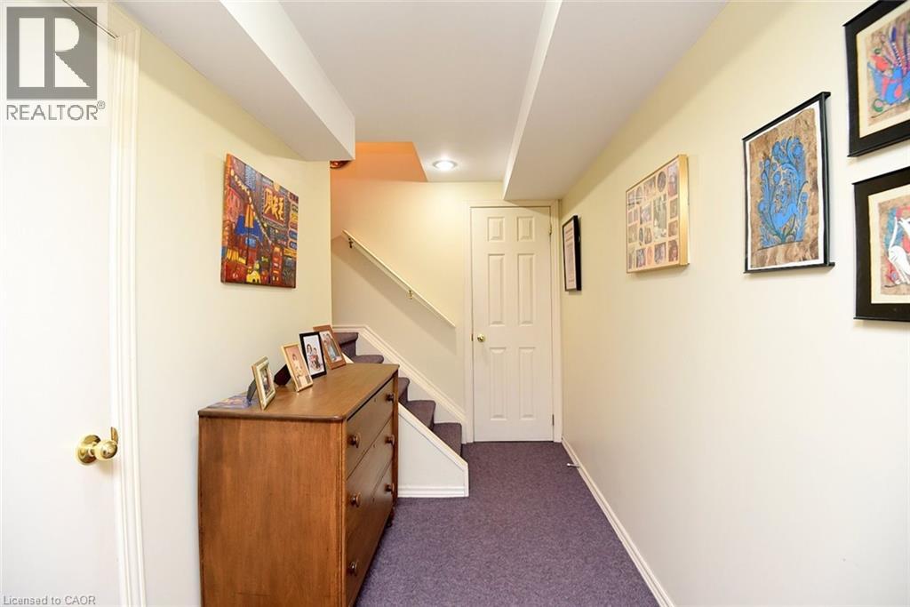 230 Meadowbrook Drive Unit# 8, Ancaster, Ontario  L9G 4V2 - Photo 33 - 40799559