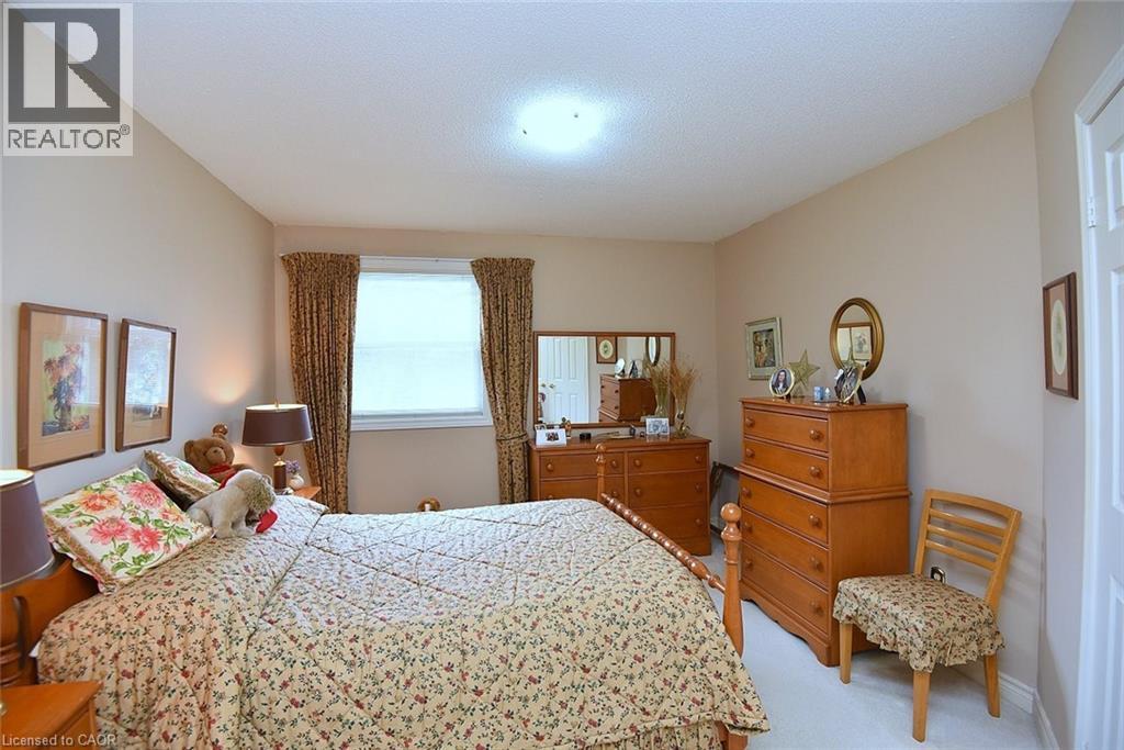 230 Meadowbrook Drive Unit# 8, Ancaster, Ontario  L9G 4V2 - Photo 28 - 40799559