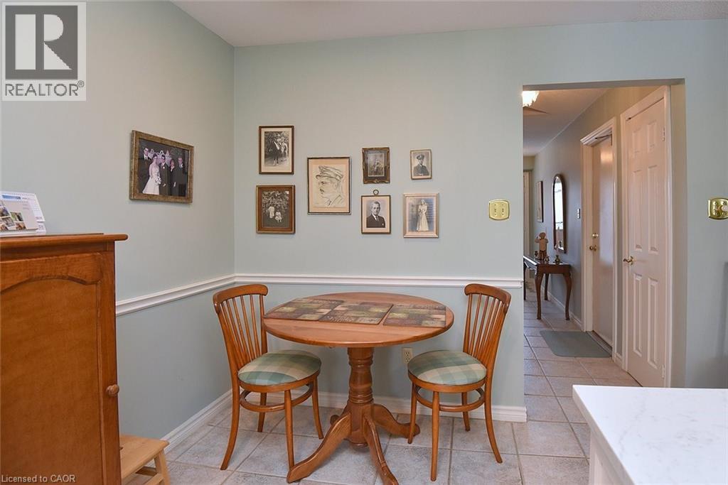 230 Meadowbrook Drive Unit# 8, Ancaster, Ontario  L9G 4V2 - Photo 14 - 40799559