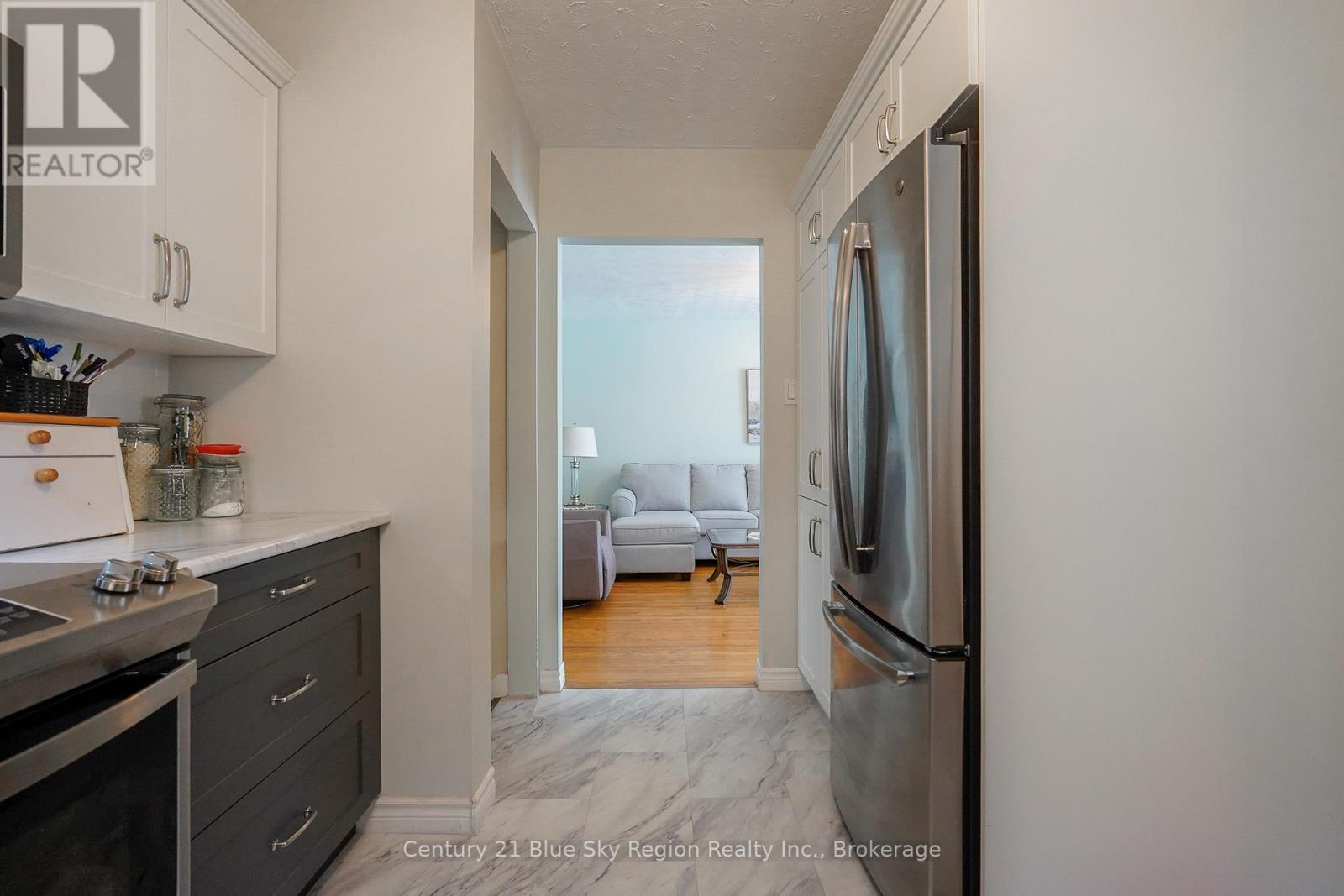 14 Marshall Park Drive, North Bay (Ferris), Ontario  P1A 2N9 - Photo 13 - X12792336