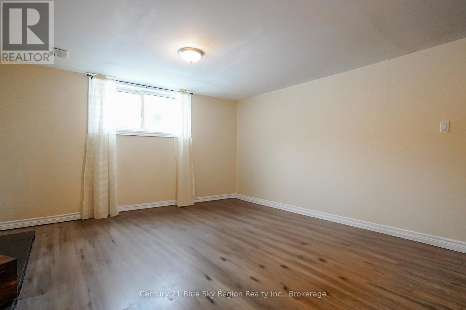 14 Marshall Park Drive, North Bay (Ferris), Ontario  P1A 2N9 - Photo 26 - X12792336