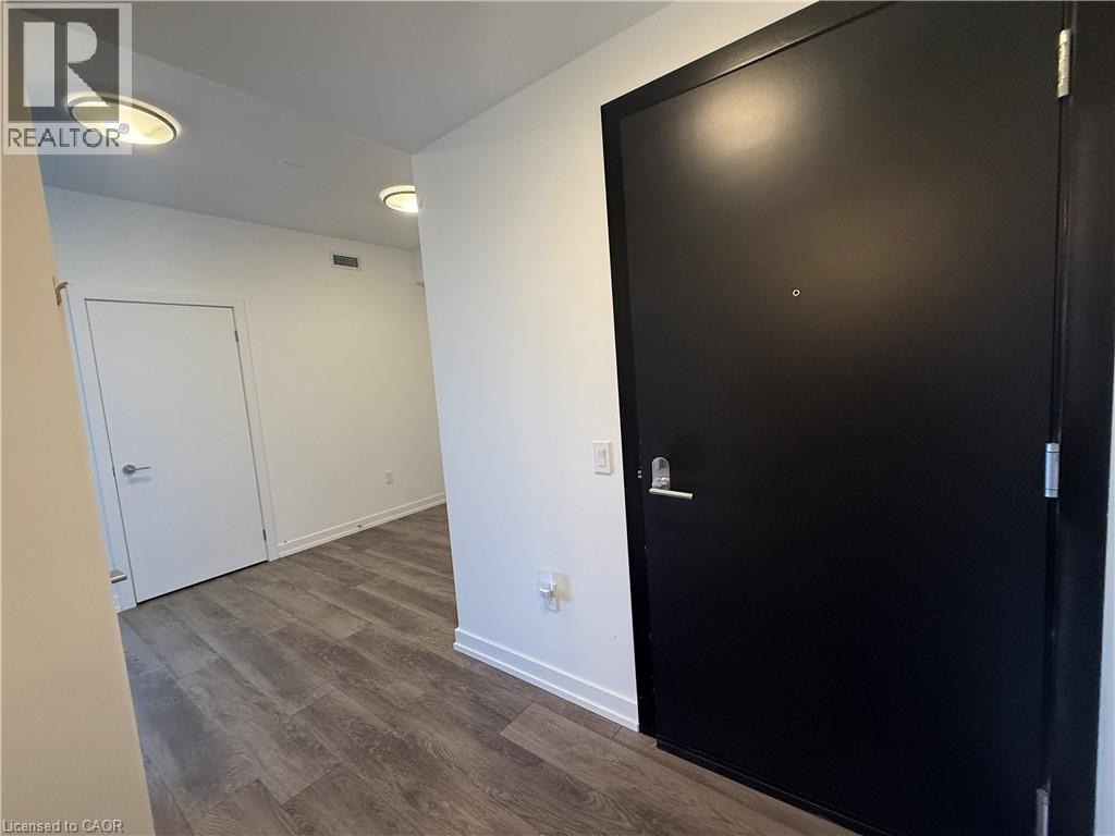 5 Wellington Street Unit# 808, Kitchener, Ontario  N2G 0E3 - Photo 3 - 40805505
