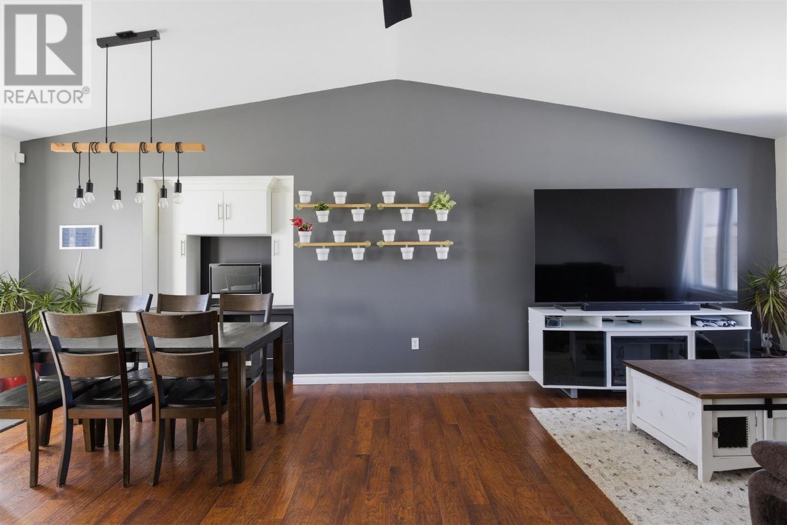 129 Simon Ave, Sault Ste. Marie, Ontario  P6A 6T1 - Photo 8 - SM260225