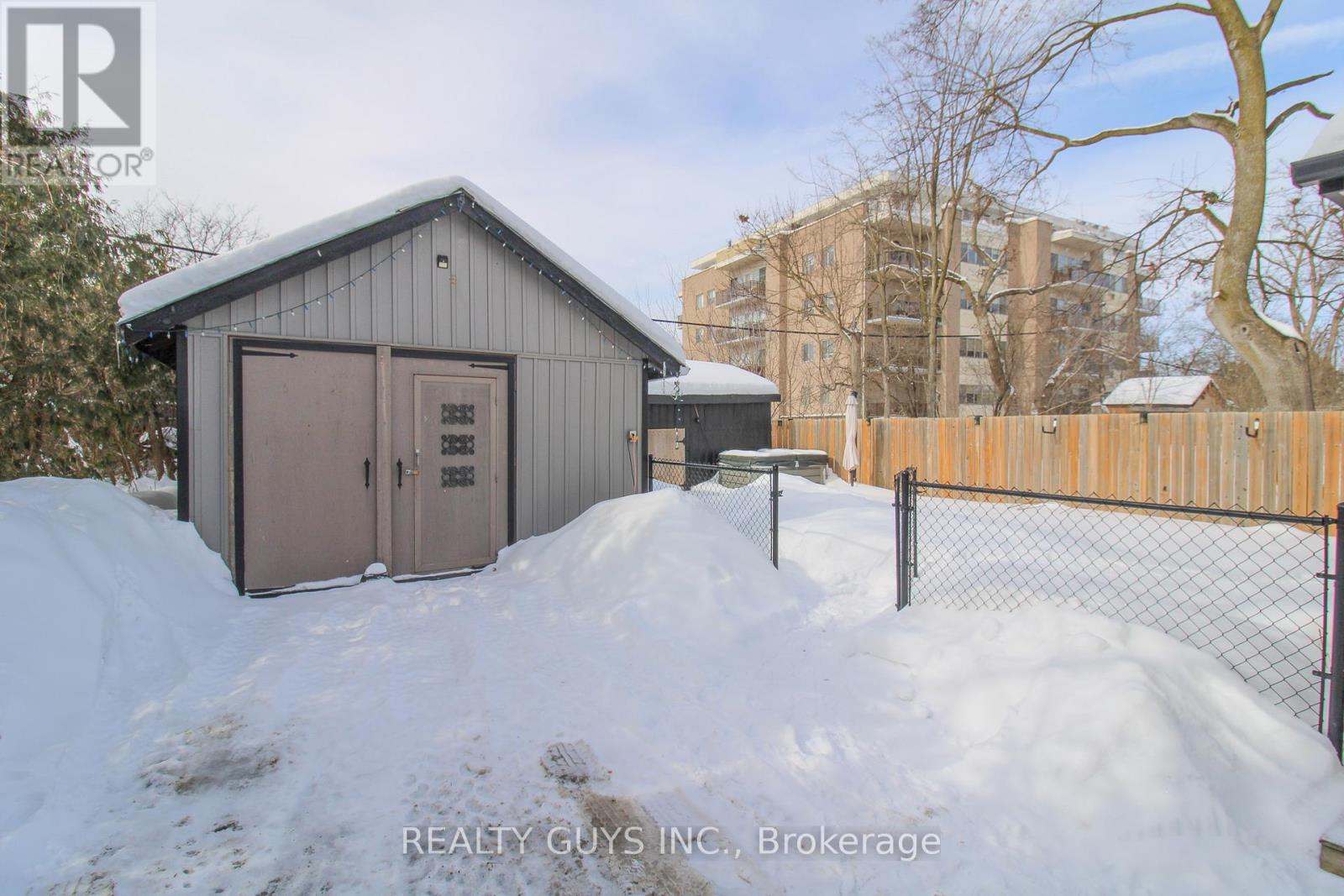 459 Donegal Street, Peterborough, Ontario K9H 4L7 - Photo 6 - X12792306