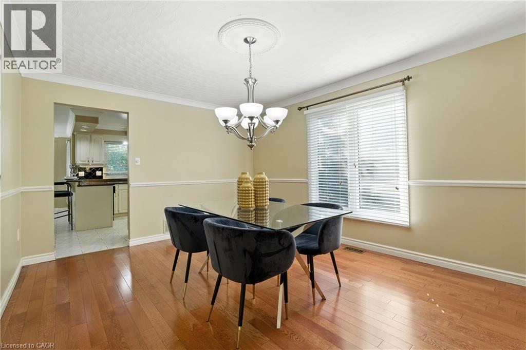 6 Renata Court, Hamilton, Ontario  L9H 6X1 - Photo 11 - 40793652