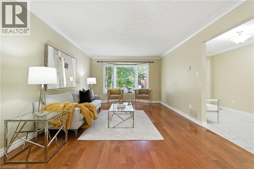 6 Renata Court, Hamilton, Ontario  L9H 6X1 - Photo 5 - 40793652