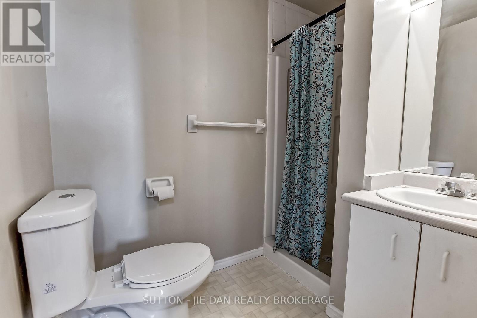 203 - 77 Baseline Road W, London South, Ontario  N6J 1V5 - Photo 14 - X12792388