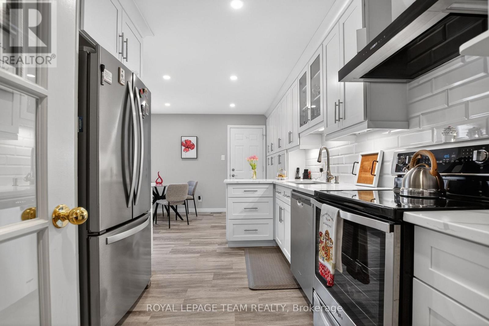 20 River Oaks Court, Ottawa, Ontario  K2S 1L3 - Photo 18 - X12792290