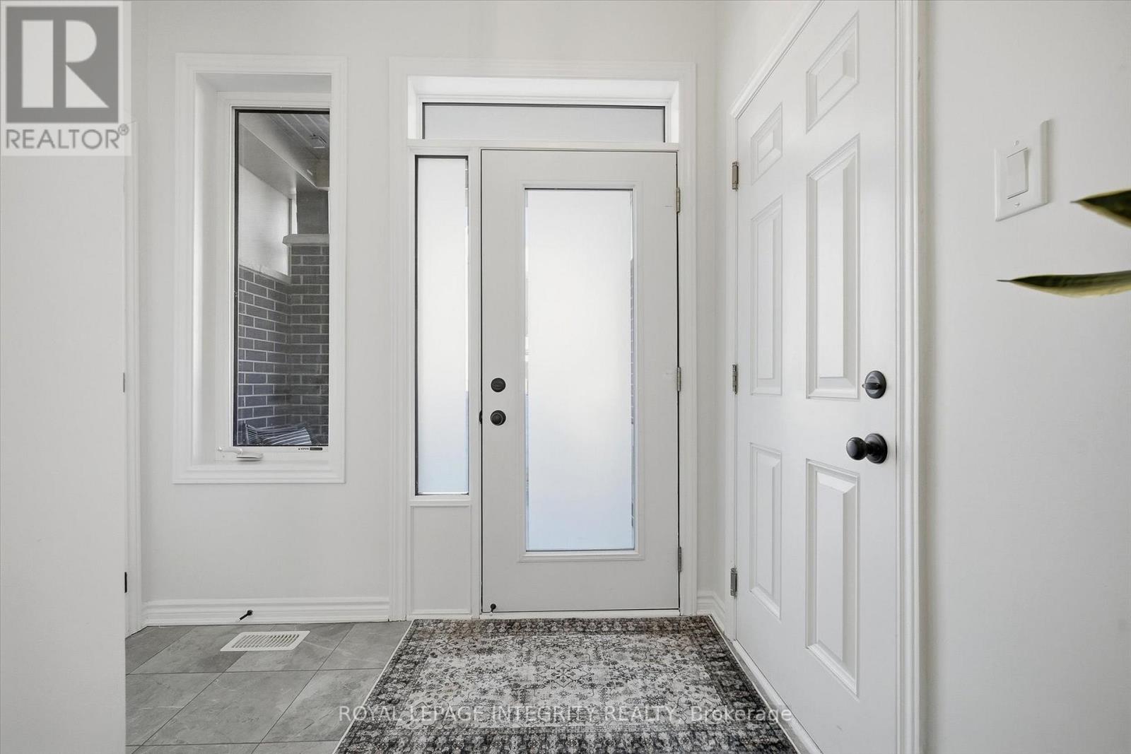 589 Catleaf Row, Ottawa, Ontario  K4A 5J4 - Photo 4 - X12792330