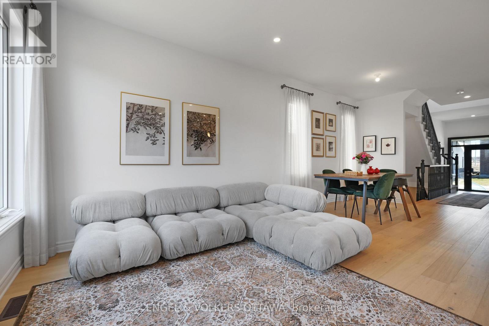 62 Canvasback Ridge, Ottawa, Ontario  K4M 0P6 - Photo 8 - X12792340