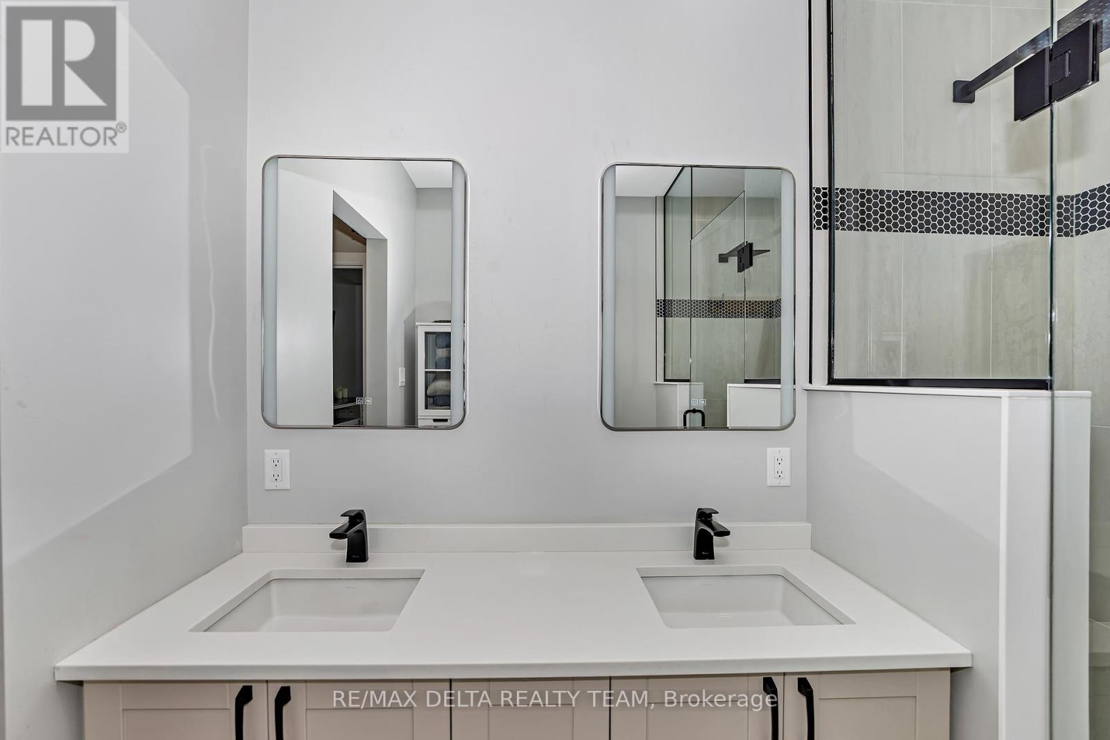 4645 Mcneely Rd Road, Ottawa, Ontario  K4B 1J1 - Photo 16 - X12792370