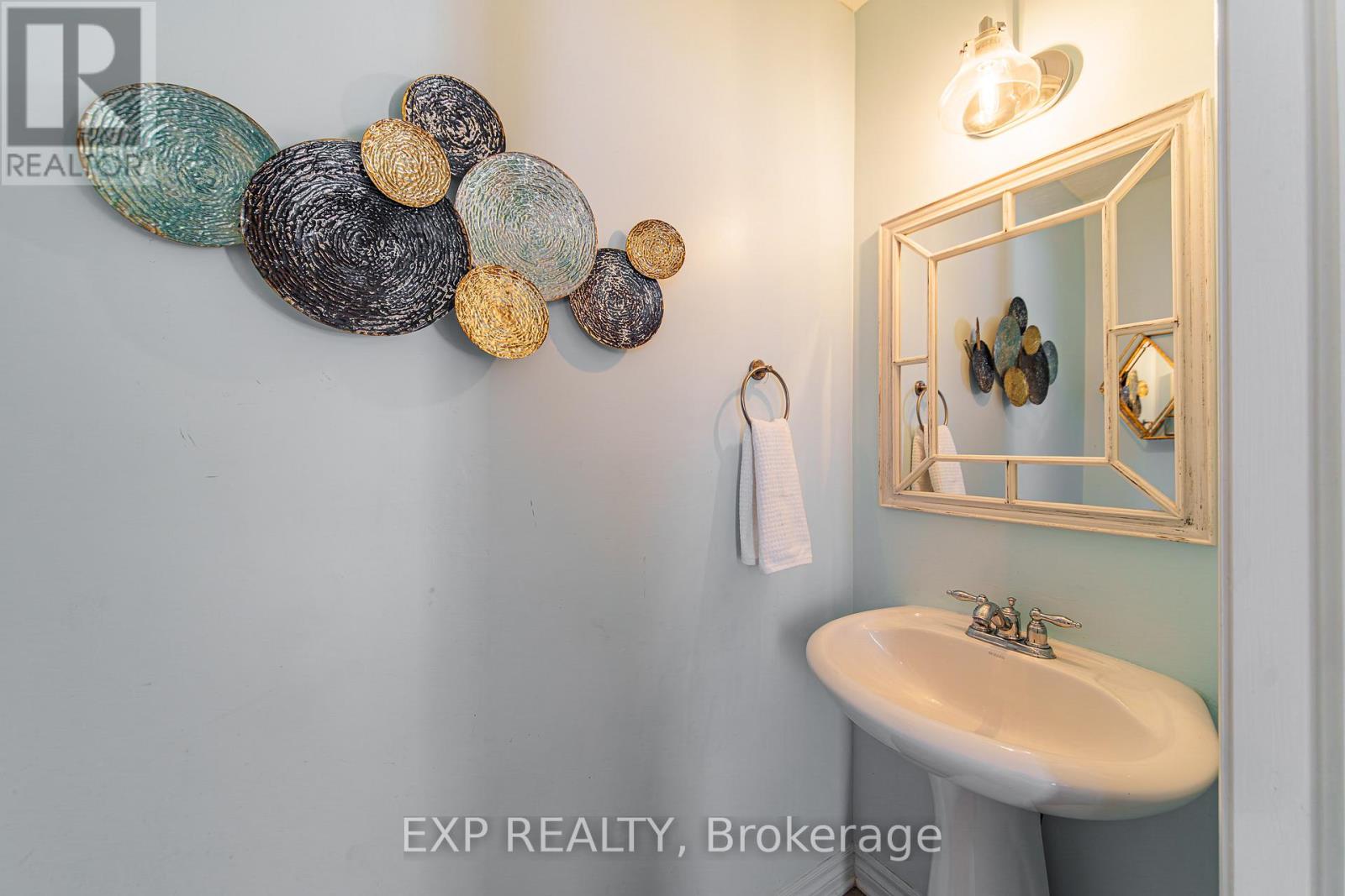 601 Rosehill Avenue, Ottawa, Ontario  K2S 0K3 - Photo 17 - X12792400