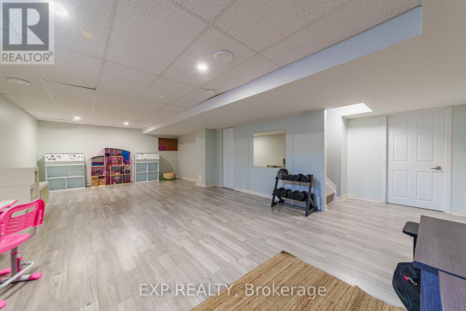 601 Rosehill Avenue, Ottawa, Ontario  K2S 0K3 - Photo 33 - X12792400