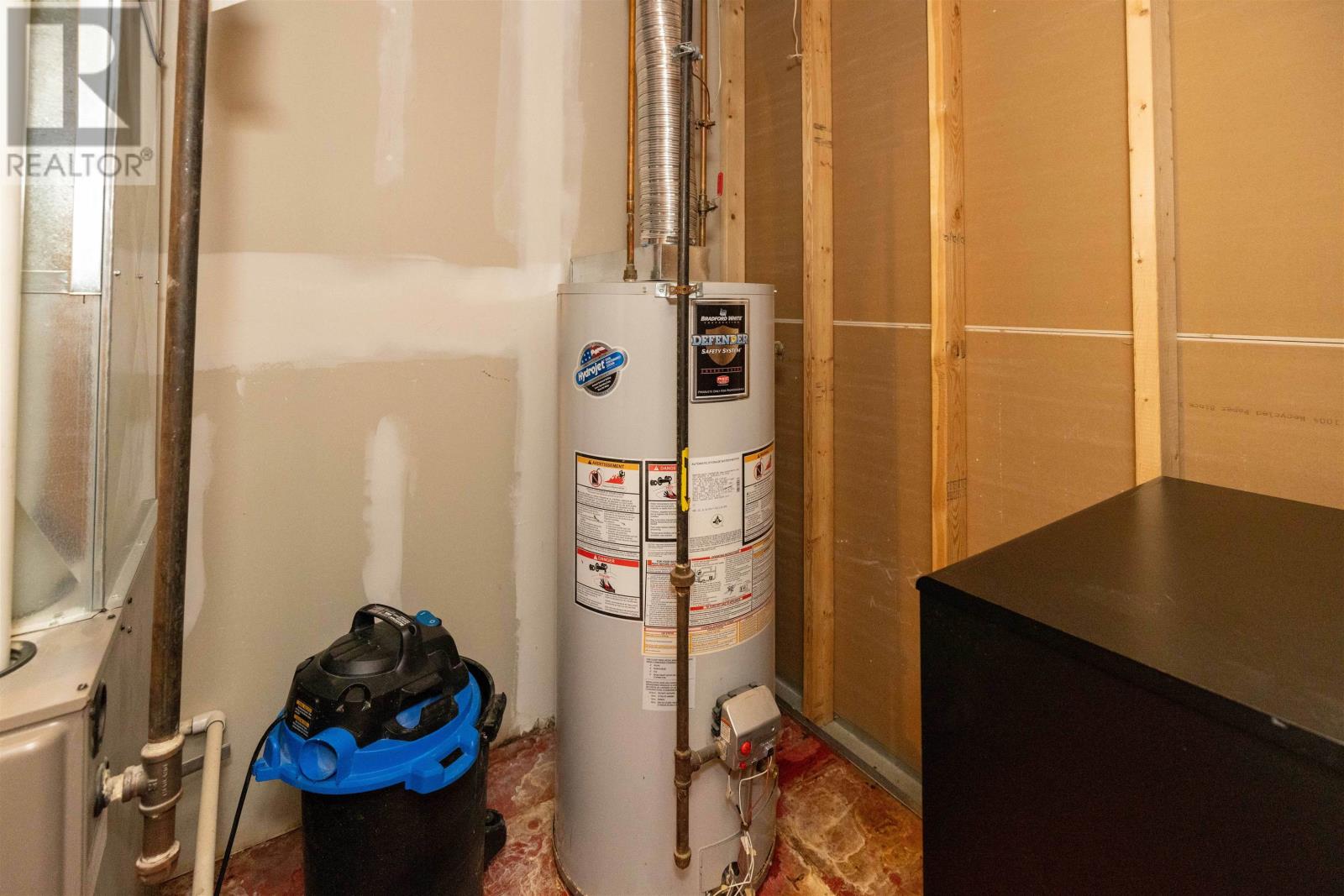 239 Dublin Ave, Thunder Bay, Ontario  P7B 5A1 - Photo 32 - TB2600159