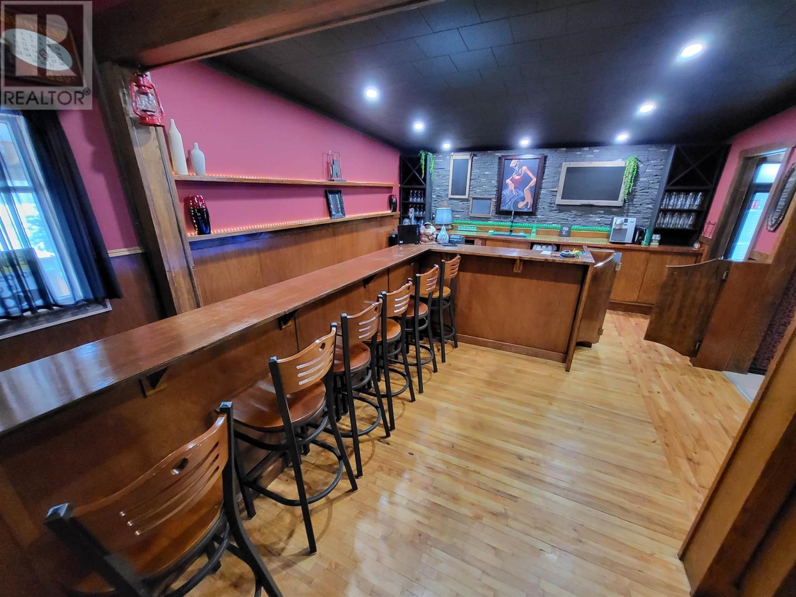 100+102+104 Third Ave, Geraldton, Ontario  P0T 1M0 - Photo 4 - TB2600238