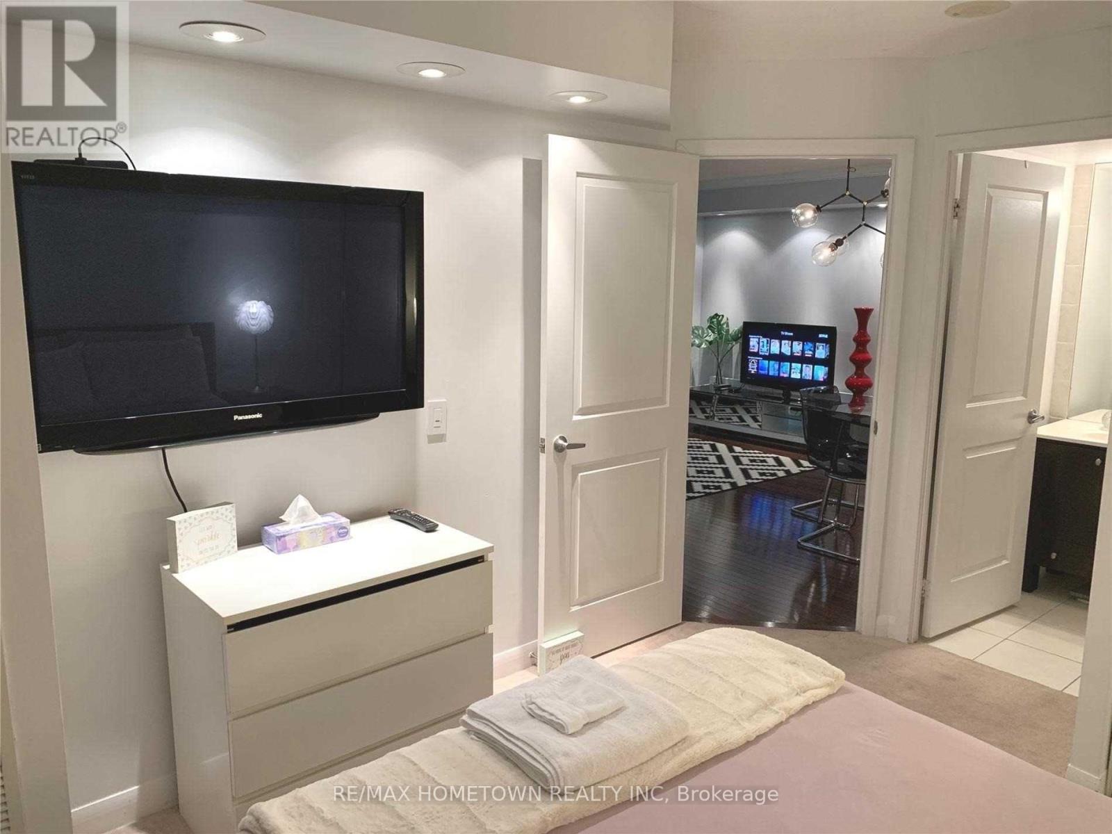 1610 - 235 Sherway Gardens Road, Toronto, Ontario  M9C 0A2 - Photo 18 - W12792316