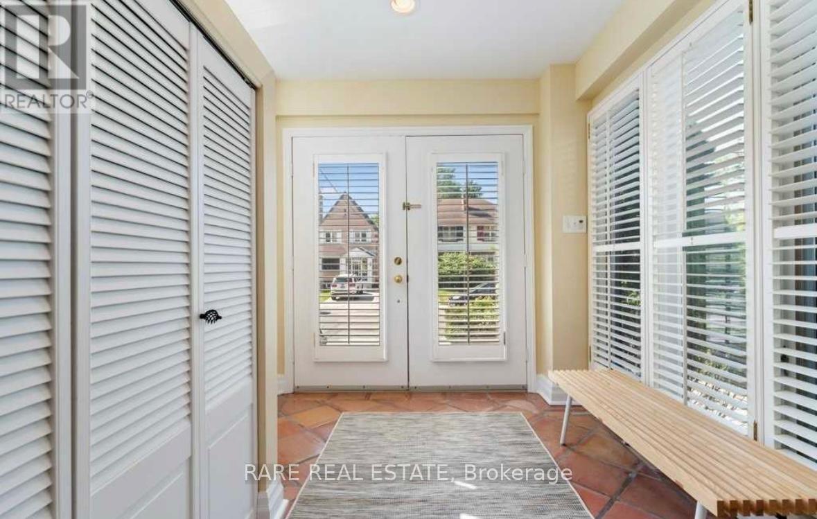 106 Melrose Avenue, Toronto, Ontario  M5M 1Y7 - Photo 2 - C12792344