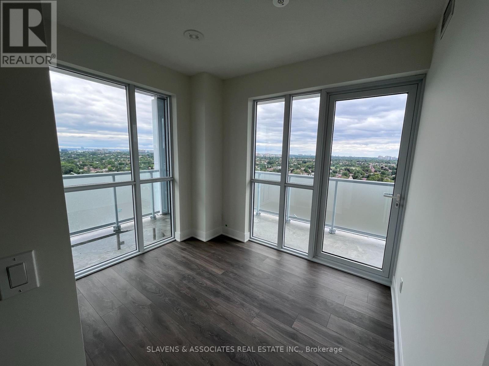 2107 - 188 Fairview Mall Drive, Toronto, Ontario  M2J 0H7 - Photo 4 - C12792346