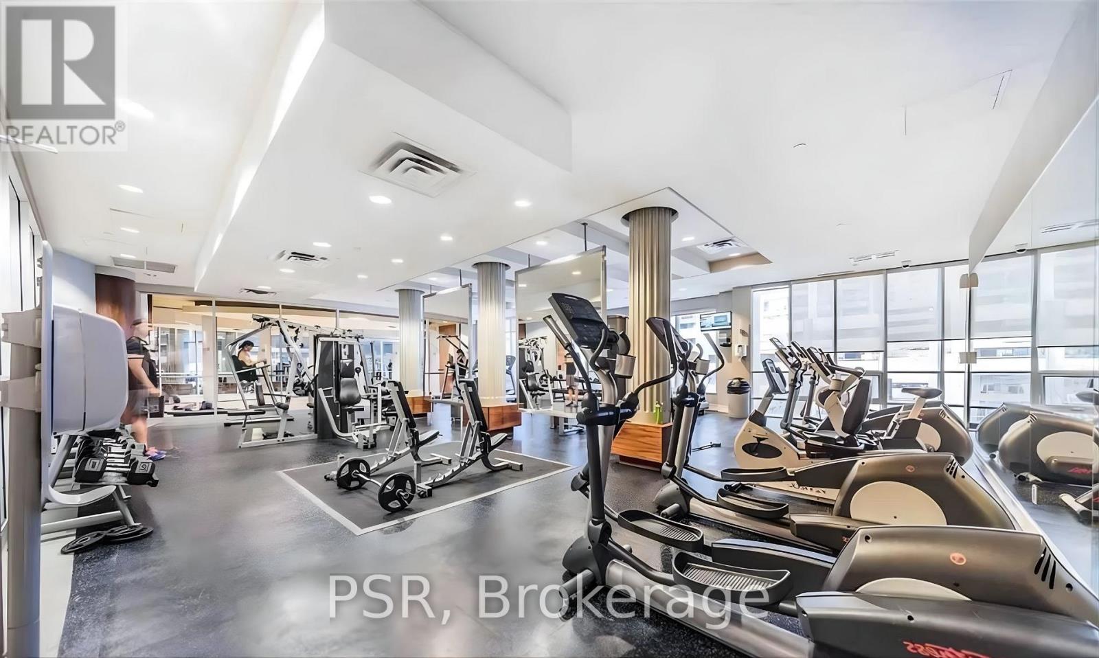 2414 - 761 Bay Street, Toronto (Bay Street Corridor), Ontario  M5G 2R2 - Photo 17 - C12792348