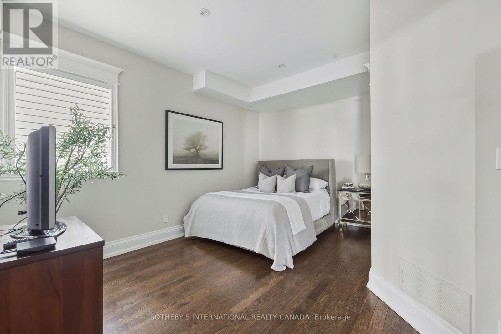 4 Ridgefield Road, Toronto, Ontario  M4N 3H8 - Photo 32 - C12792430